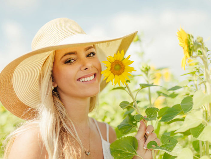 Sunflower Senior Portraits
